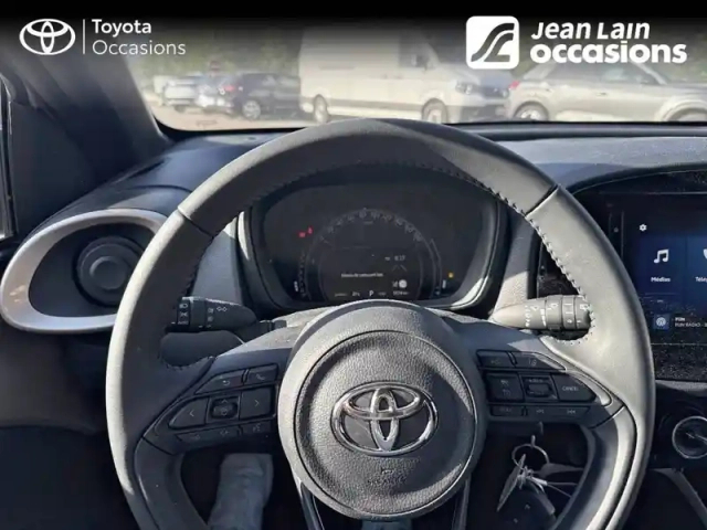 Toyota Aygo X 1.0 vvt-i 72 s-cvt — photo 12