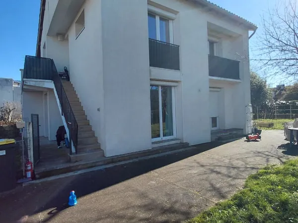 Villeneuve Tolosane Ensemble immobilier de 111 m2