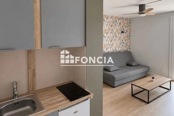 Studio 1 pièce 17 m²