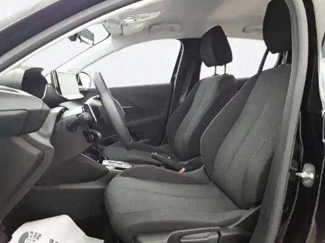 Peugeot 208 hybrid 110 e-dcs6 — photo 37