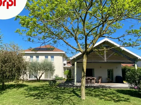 Maison 6 pièces 200 m²