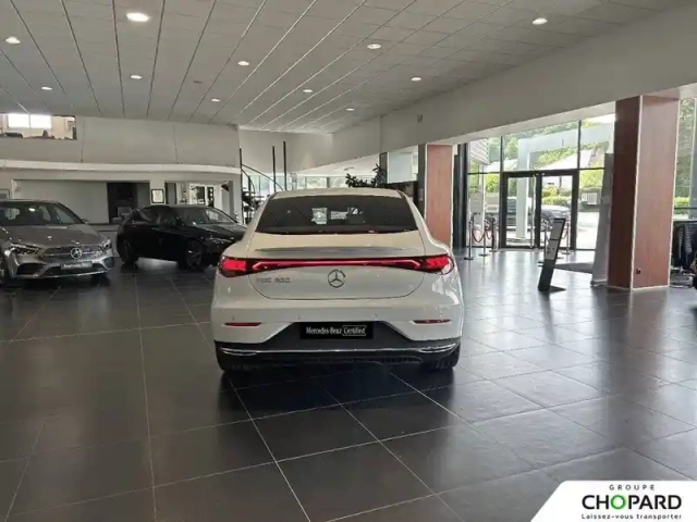 Mercedes Eqe 300 — photo 102