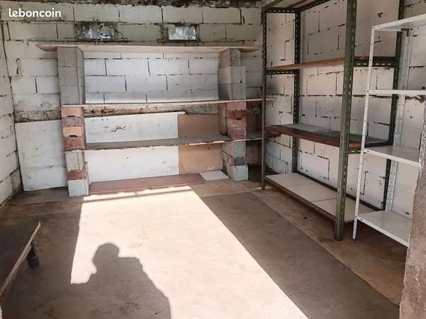 Box, Garde meubles