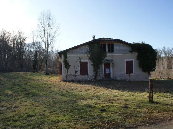 Maison 1 pièce 140 m²