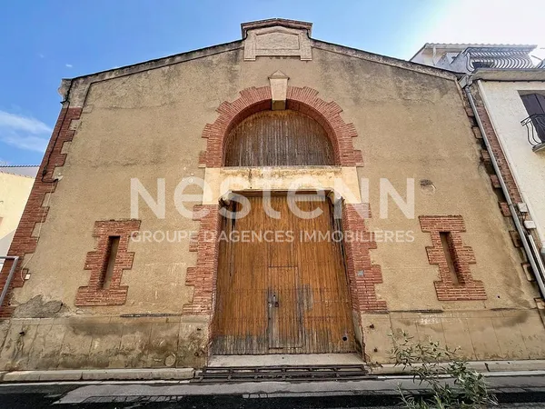 Torreilles - A VENDRE Grange - Cave - Garage avec Projet construction PC accordé