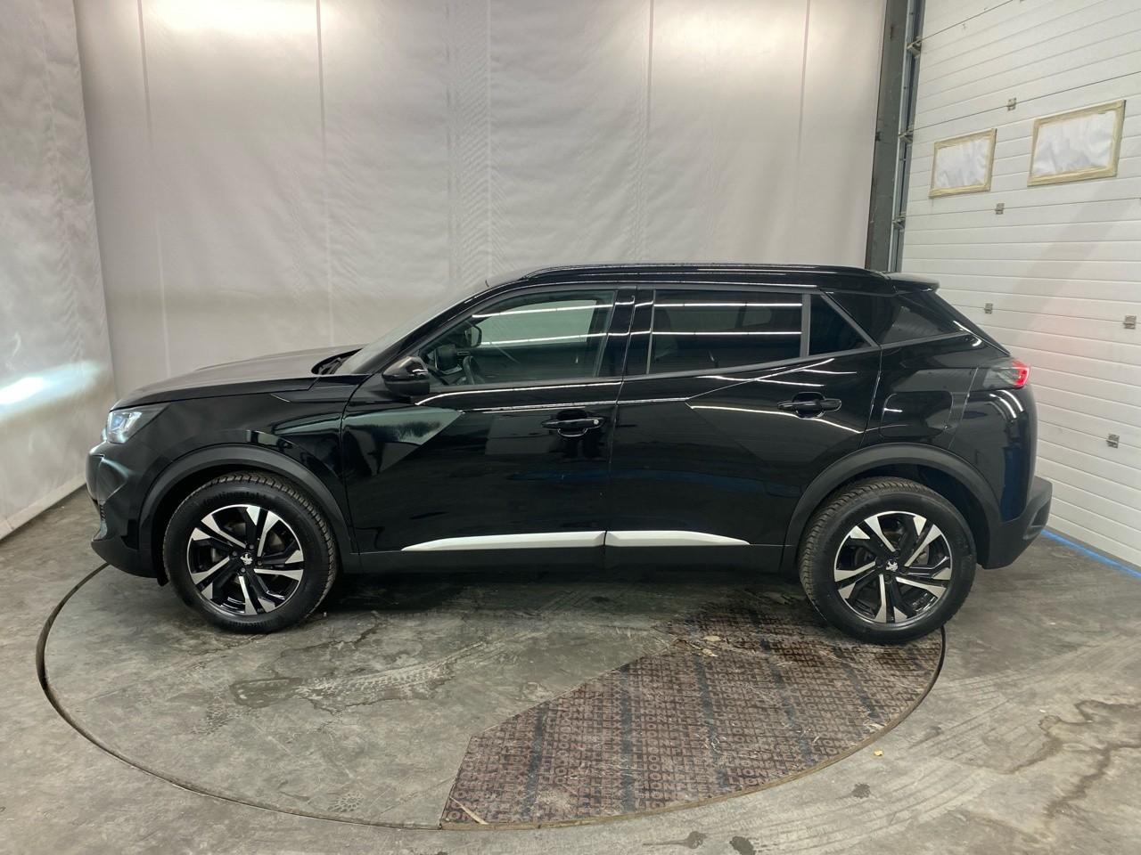 Peugeot 2008 puretech 130 s&s eat8 allure — photo 2
