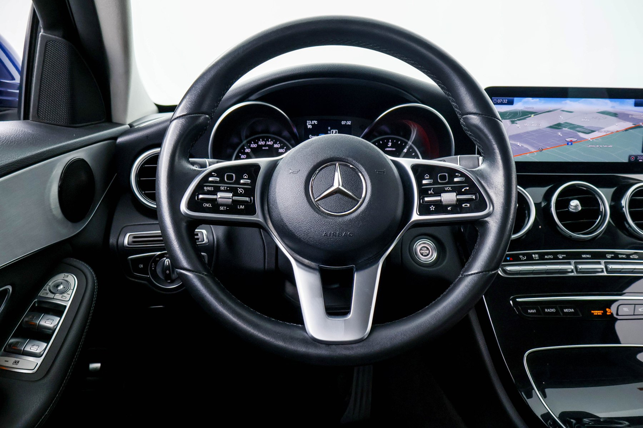 Mercedes Classe C — photo 17