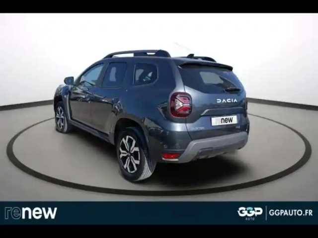 Dacia Duster 1.0 eco-g 100ch  journey + 4x2 — photo 4