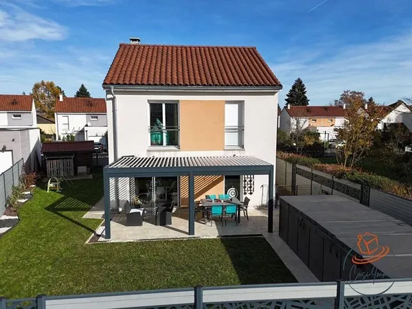Maison 5 pièces 131 m²