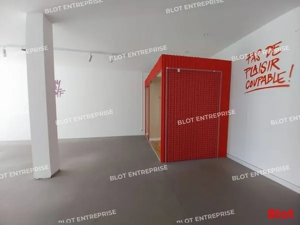 Local commercial 129 m²