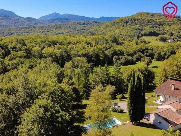 Belle Villa spacieuse avec vue Pyrénées