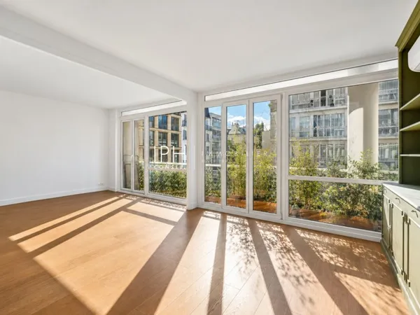 Vends appartement lumineux et calme avec balcon 80m²