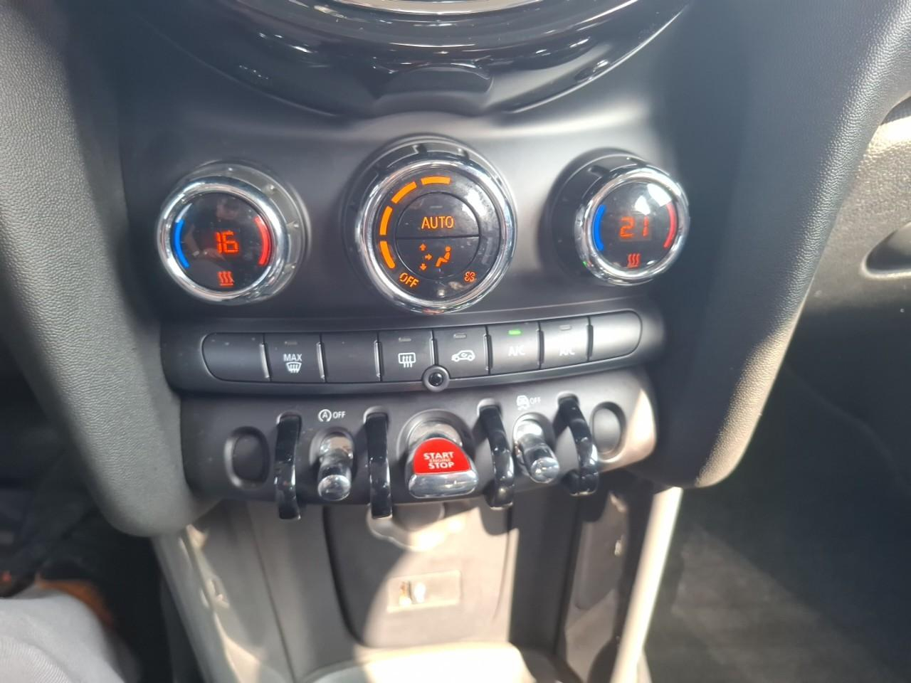 Mini One mini cooper 136ch classic bva7 — photo 21