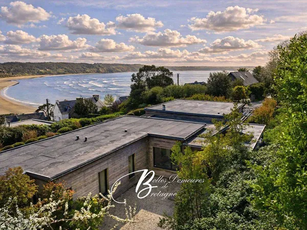 Maison de plain-pied 6 pièces 151 m²