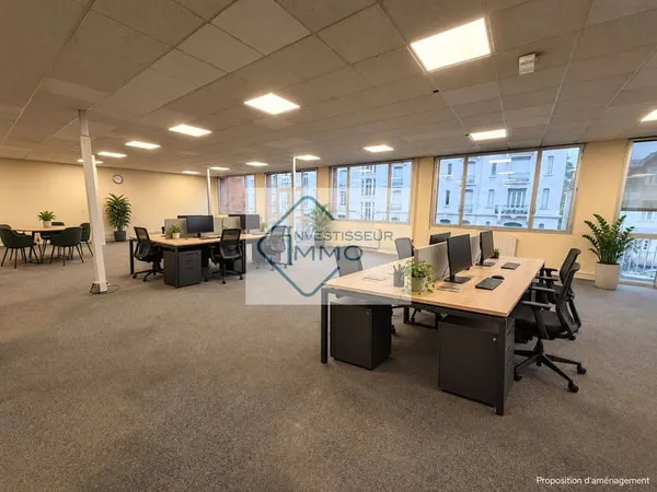 Bureaux 390 m²