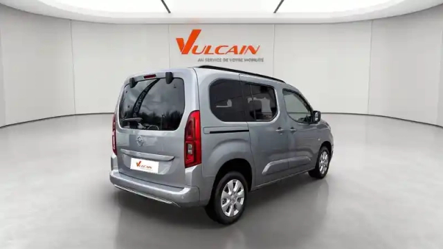Opel Combo life taille m bluehdi 130 ch s&amp;s eat8 — photo 55