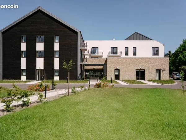 Studio meublé 30 m² - Ploërmel