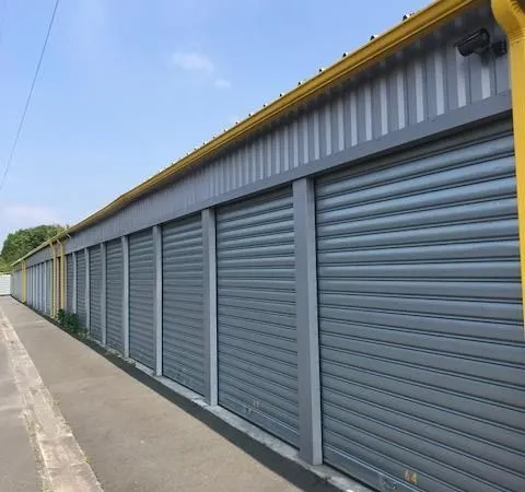 Location de box garage container depot local