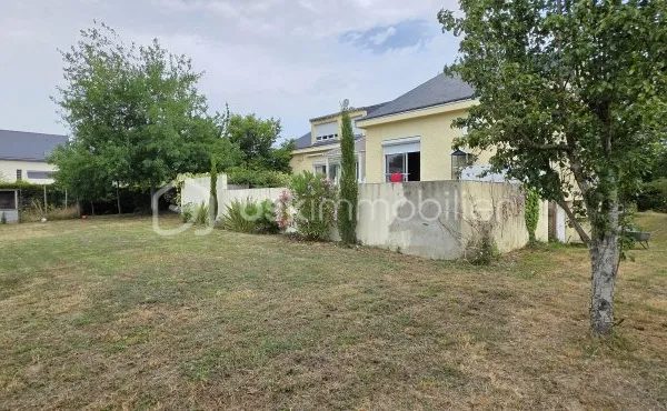 Maison 10 pièces 263 m²