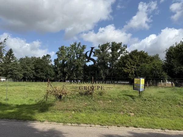 Terrain en individuel 1700 m²