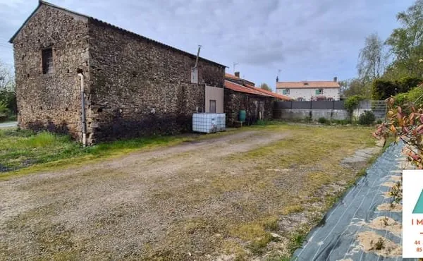 Grange en pierre à réhabiliter - Fort potentiel - Chauché
