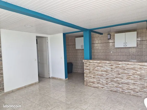 Location appartement F2 charges comprises