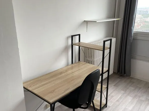 Chambre en coloc toutes charges comprises, Tram T4 T6