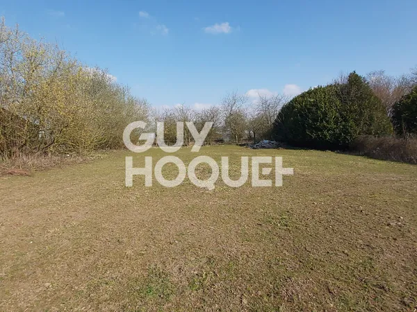 Terrain de 4110 m² à vendre à PÉRONNE (80200).