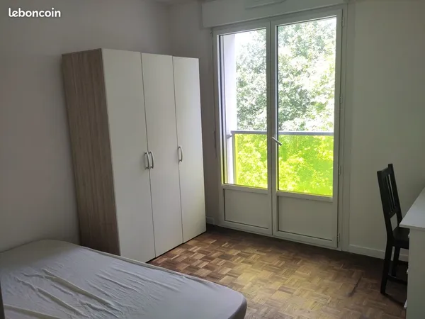 Chambre meublée 10 m2 proche Villejean Université