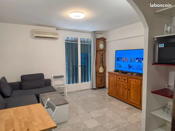 T3 meublé équipé avec balcon, parking privé et gardien — Résidence « Le Val d'Or »