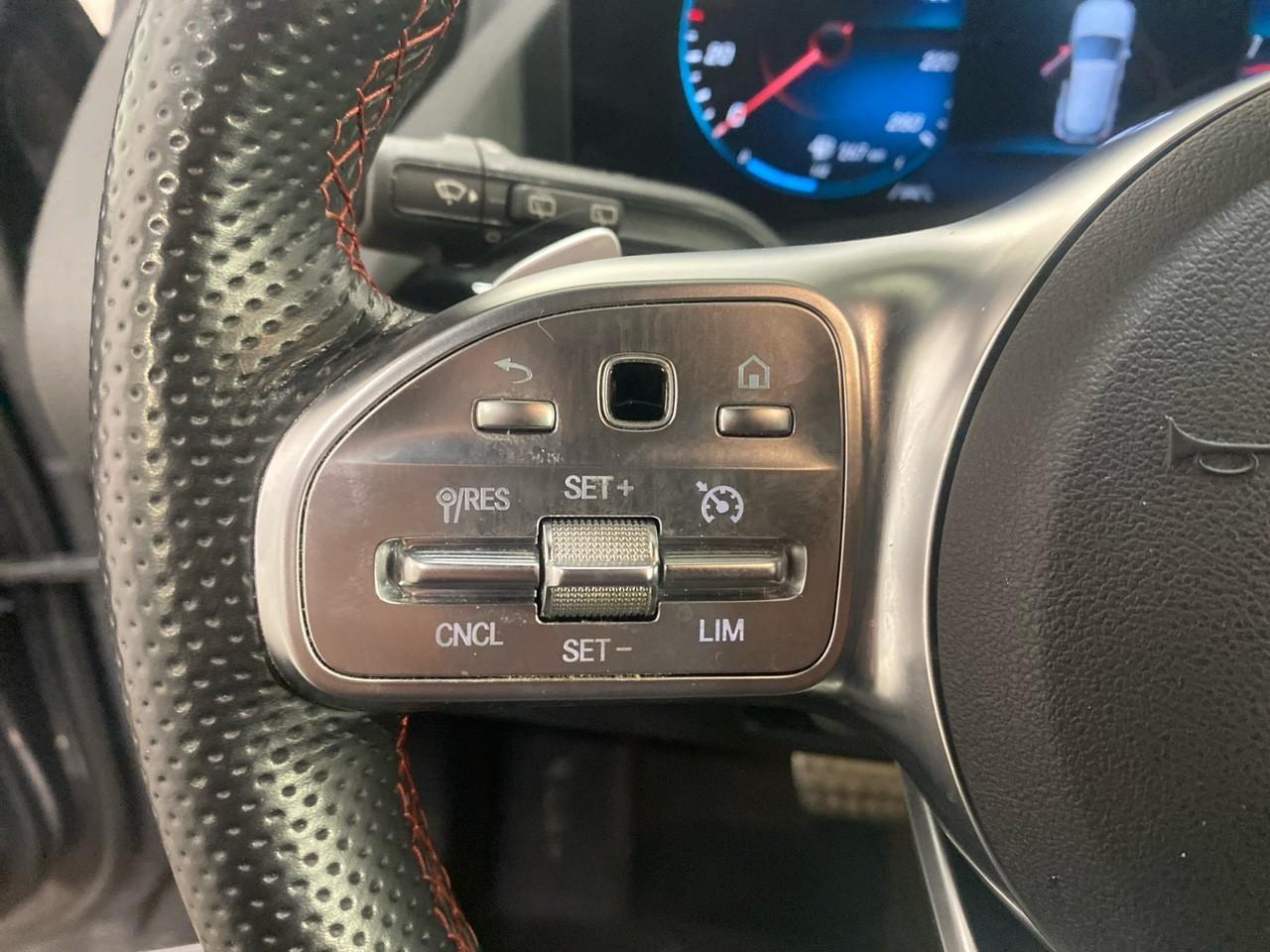Mercedes Gla 200 d 8g-dct amg line — photo 19