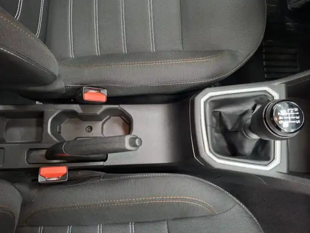 Dacia Sandero tce 110 — photo 27