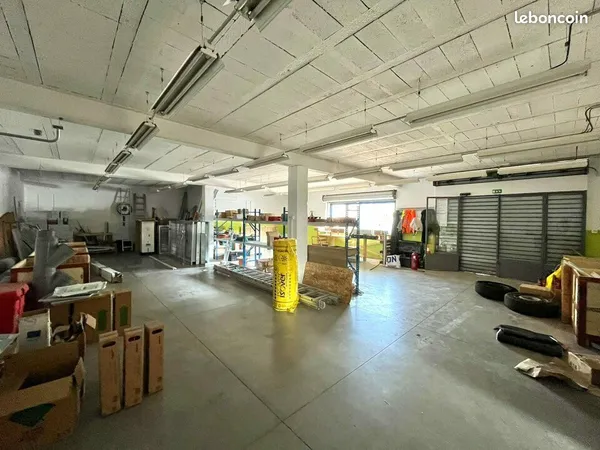 ENTREPOT - LOGISTIQUE 178 m² SAINT MAXIMIN LA SAINTE BAUME