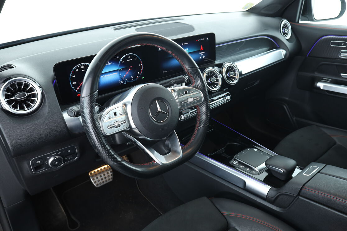 Mercedes-Benz Classe GLB 200 d AMG Line — photo 10