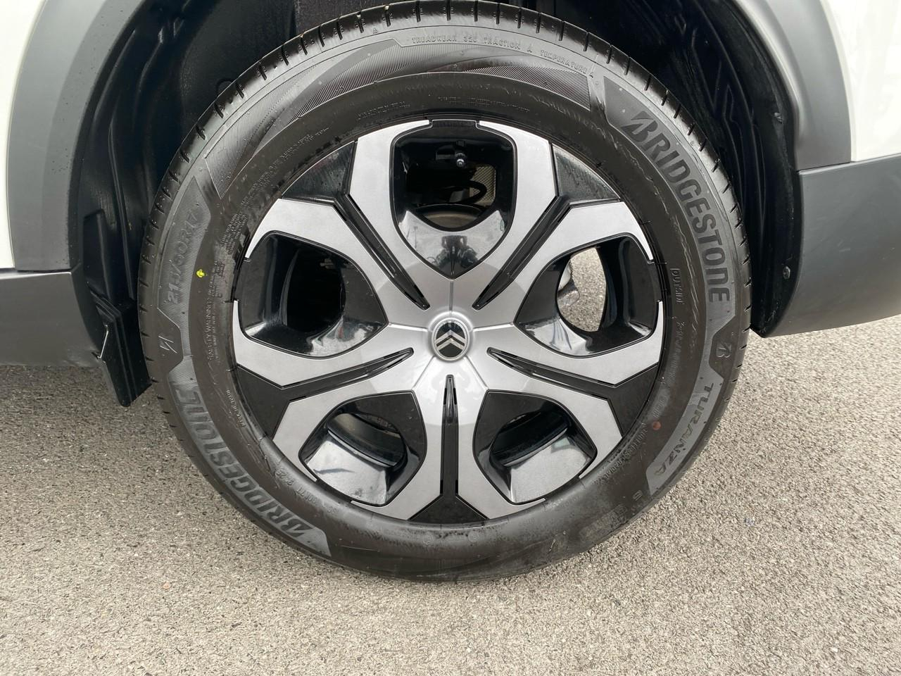Citroën C3 Aircross 1.2 hybride 145ch plus e-dcs6 — photo 11