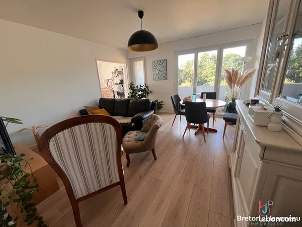 Appartement 4 pièces 77 m²