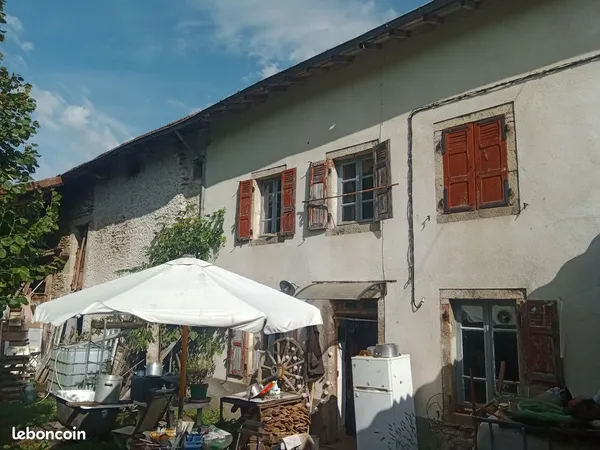 Ancienne Ferme à rénover fort potentiel sur terrain 1150 m2