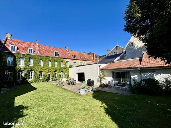Hotel particulier 10 pièces 264 m²