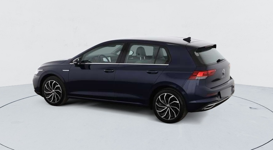 Volkswagen Golf 8 — photo 4