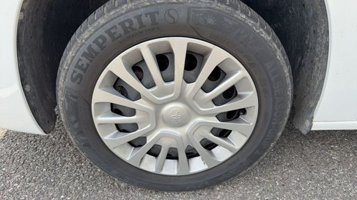 Toyota ProAce City 1.5L D-4D 102 - Active – 2024 – 68515 km – Diesel – Boîte Manuelle — photo 18