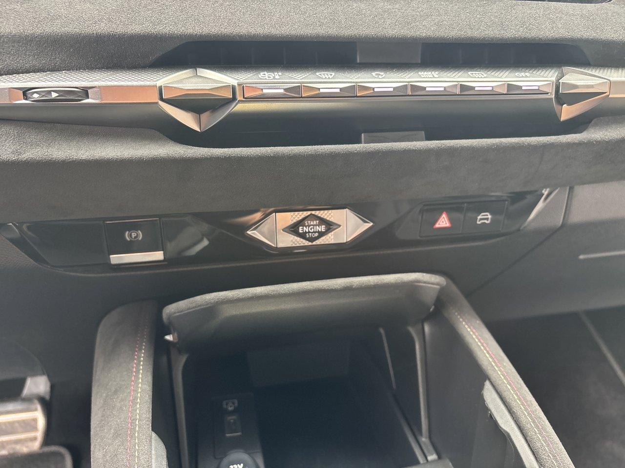 Ds Ds 4 e-tense 225ch performance line — photo 17