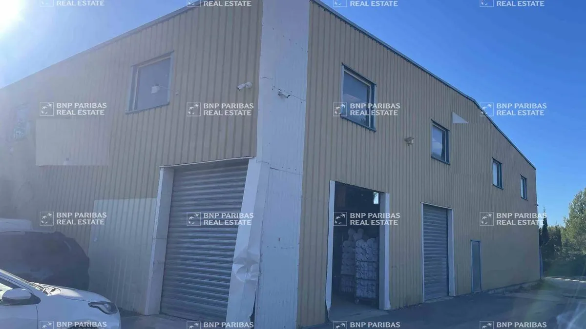 Photo 2