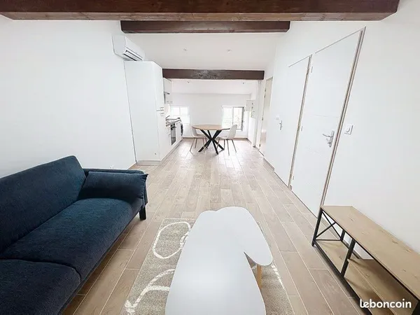 Appartement, avec terrasse au Vieux Bourg