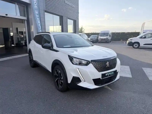 Peugeot 2008 puretech 130 s&amp;s eat8