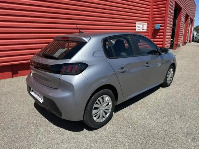 Peugeot 208 puretech 75 s&amp;s bvm5 style
