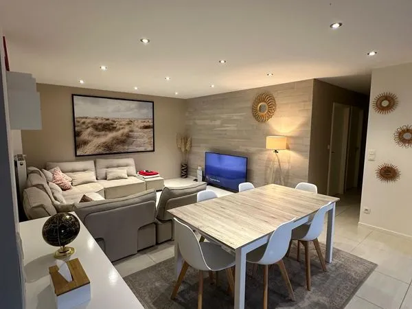 Superbe chambre en colocation à Entre-les-Fourgs - À 7 min de la frontière suisse