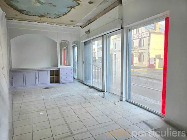 Immeuble de 290 m² Maginot / Coty
