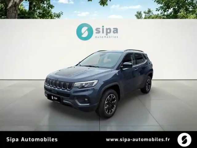 Jeep Compass 1.3 phev t4 240 ch 4xe eawd — photo 1