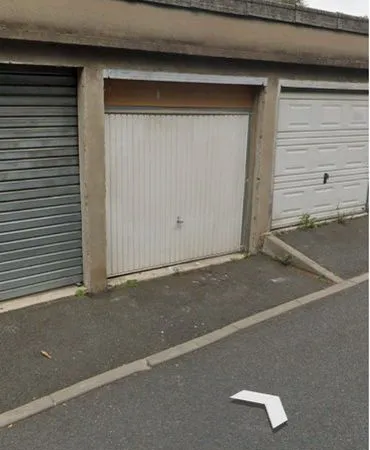 Garage - Rue des Pères - Saint-Étienne
