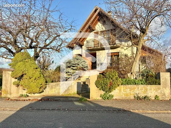 Maison 5 pièces 140 m²